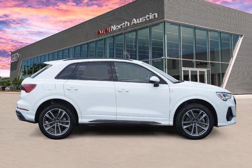 2025 Audi Q3 45 S line Premium