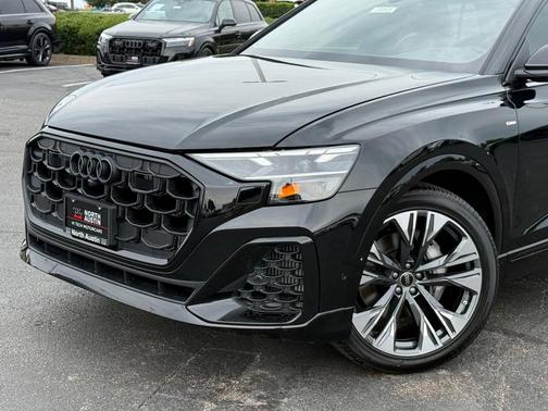 Mythos Black Metallic 2026 Audi Q8 55 Premium