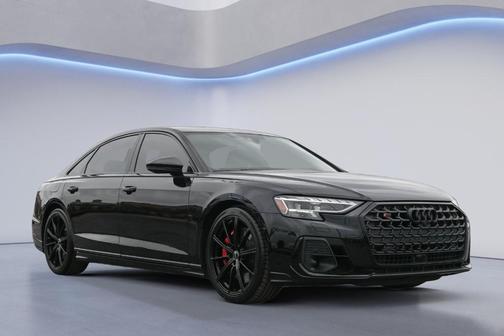 2024 Audi S8 4.0T quattro