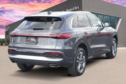 2025 Audi Q5 2.0T quattro Premium