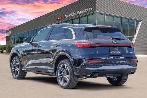 2025 Audi Q5 2.0T quattro Premium