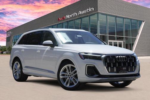 2025 Audi Q7 55 Premium