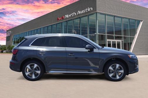 2022 Audi Q5 40 Premium Plus