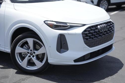 2025 Audi Q5 2.0T quattro Premium