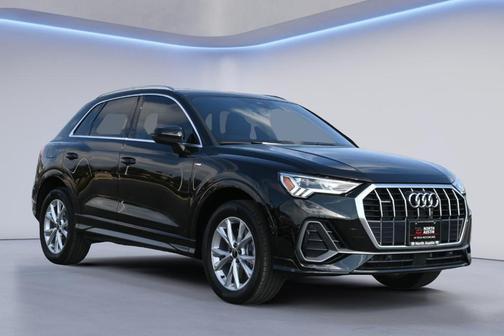 2025 Audi Q3 45 S line Premium