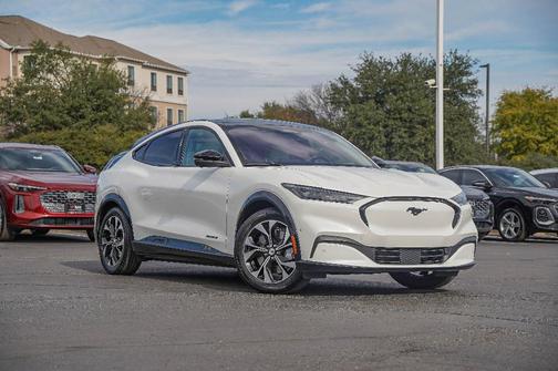 2022 Ford Mustang Mach-E Premium