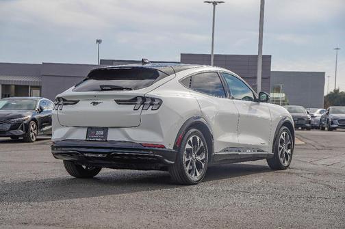 2022 Ford Mustang Mach-E Premium