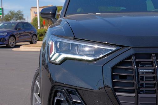 2025 Audi Q3 45 S line Premium