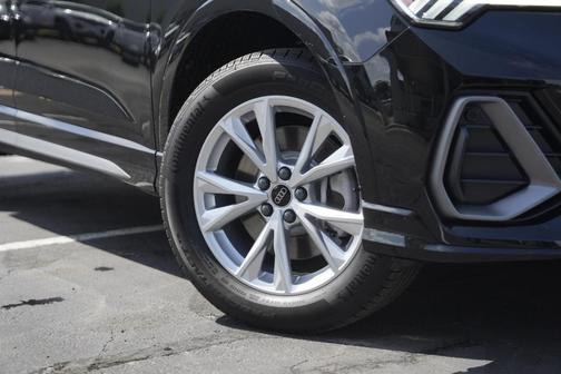 2025 Audi Q3 45 S line Premium