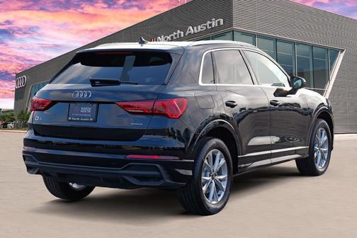 2025 Audi Q3 45 S line Premium