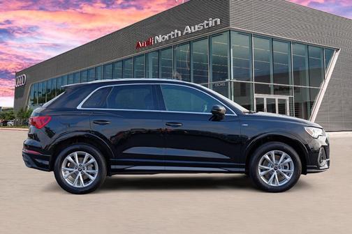 2025 Audi Q3 45 S line Premium