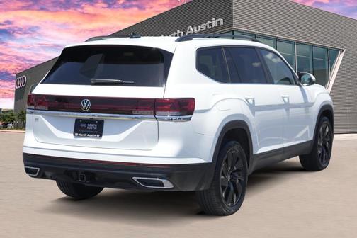2024 Volkswagen Atlas 2.0T SE w/Technology