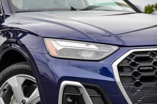 2025 Audi Q5 45 S line quattro Premium