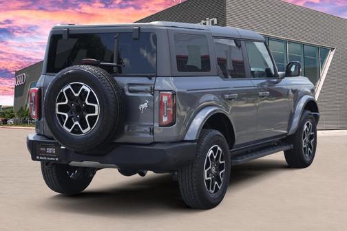 2021 Ford Bronco Outer Banks