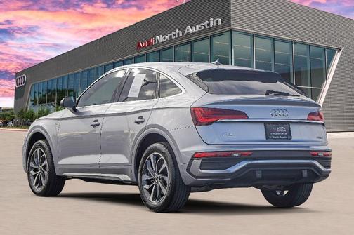 2022 Audi Q5 45 S line Premium Plus