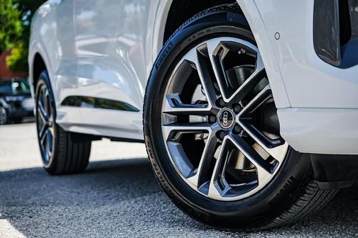 2025 Audi Q5 2.0T quattro Premium