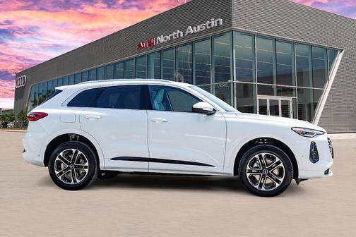 2025 Audi Q5 2.0T quattro Premium