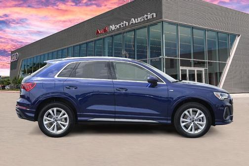 2025 Audi Q3 45 S line Premium