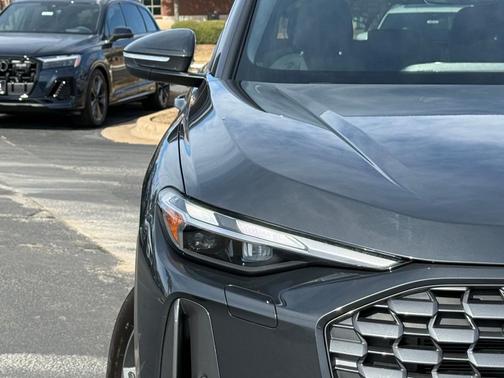 2025 Audi Q5 2.0T quattro Premium