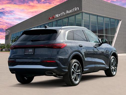 2025 Audi Q5 2.0T quattro Premium