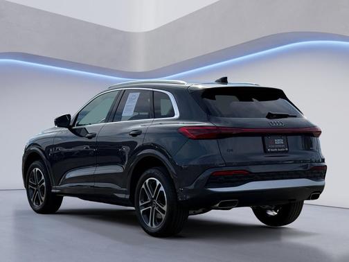 2025 Audi Q5 2.0T quattro Premium