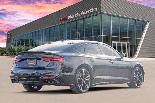 2022 Audi S5 3.0T Prestige