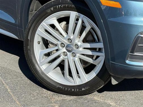 2018 Audi Q5 2.0T Prestige