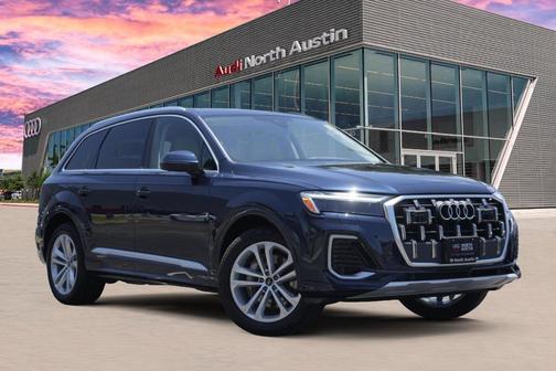 2025 Audi Q7 45 Premium Plus