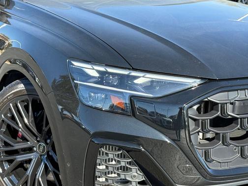 2024 Audi SQ8 4.0T Premium Plus