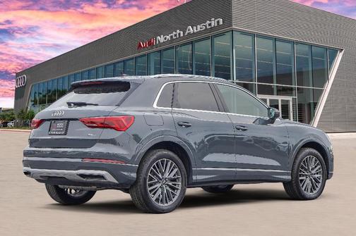 2022 Audi Q3 40 Premium