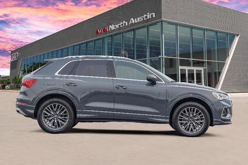 2022 Audi Q3 40 Premium