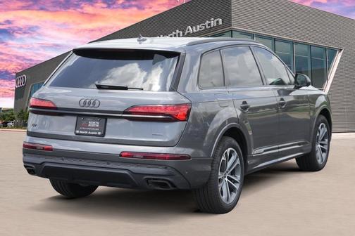 2025 Audi Q7 45 Premium