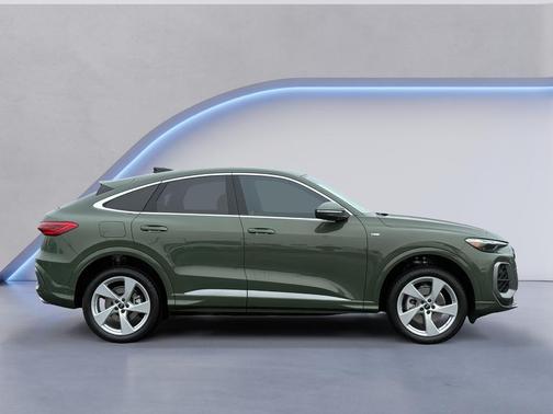 Green Metallic 2026 Audi Q5 Sportback PLUS