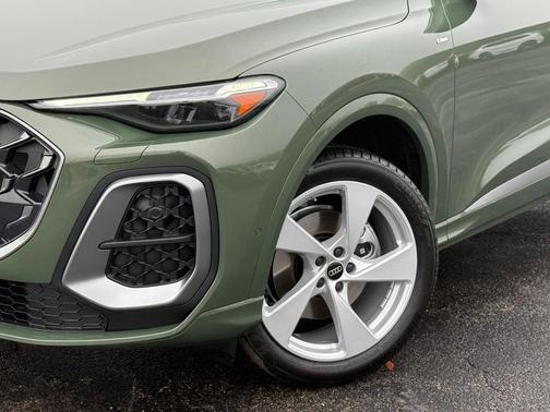 Green Metallic 2026 Audi Q5 Sportback PLUS