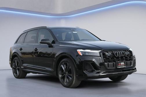 2026 Audi Q7 55 Premium Plus