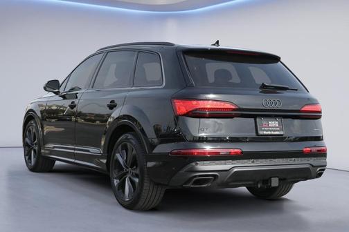 2026 Audi Q7 55 Premium Plus