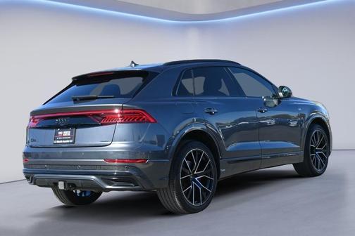 2023 Audi Q8 55 Premium Plus
