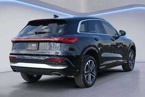 2025 Audi Q5 2.0T quattro Premium