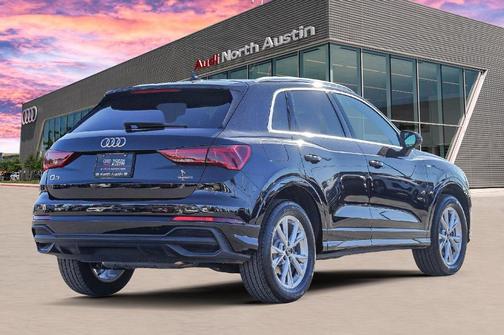 2025 Audi Q3 45 S line Premium