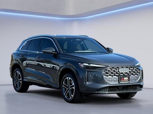 2025 Audi Q5 2.0T quattro Premium