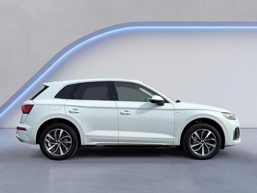 2023 Audi Q5 45 S line quattro Premium