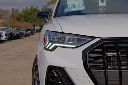 2025 Audi Q3 45 S line Premium