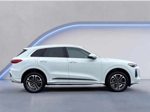 2025 Audi Q5 2.0T quattro Premium