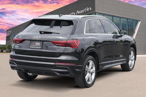 2021 Audi Q3 45 S line Premium