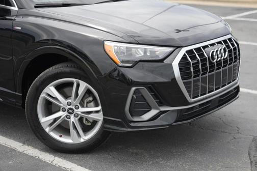 2021 Audi Q3 45 S line Premium