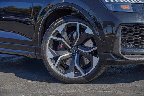 2023 Audi RS Q8 4.0T quattro