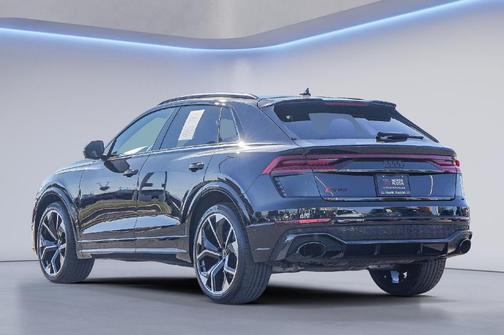 2023 Audi RS Q8 4.0T quattro