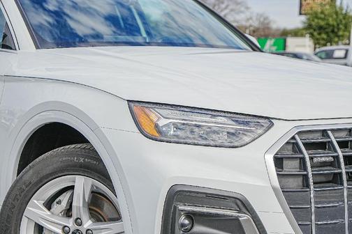 2023 Audi Q5 40 Premium