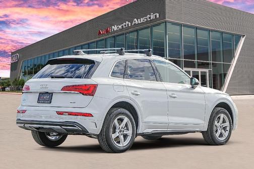 2023 Audi Q5 40 Premium