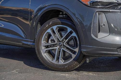 2025 Audi Q5 2.0T quattro Premium